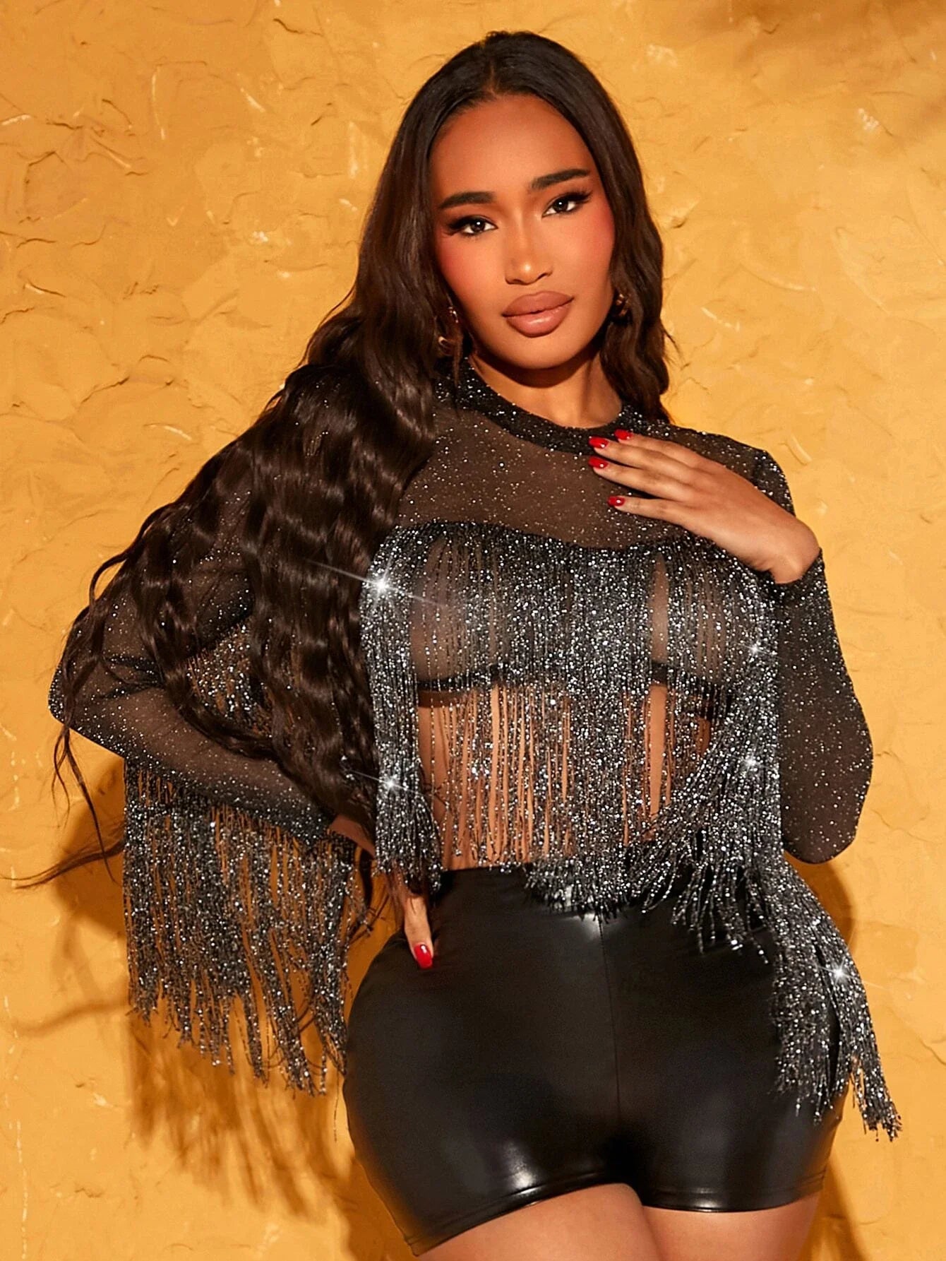 Sophia - Top elegante in rete glitterata con frange