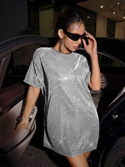 Luisa | Abito t-shirt con decorazione in paillettes senza spalle