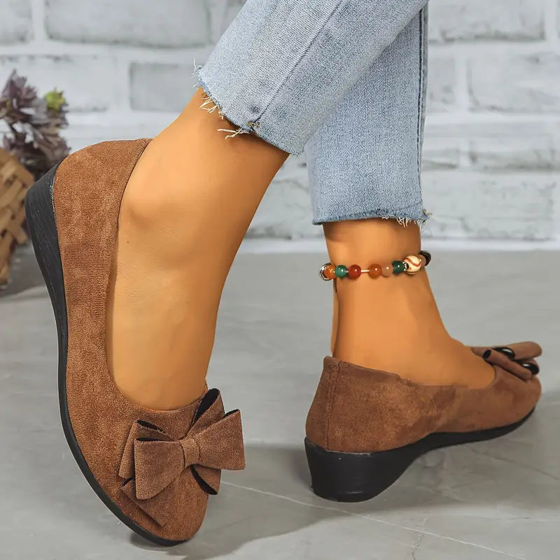 Kelsey  | Scarpe con Tacco a Cuneo Decorate con Fiocco