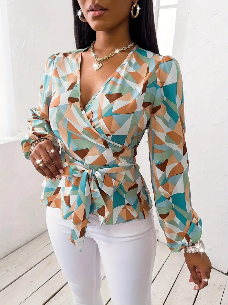 Chiara - Elegante blusa con maniche lunghe e scollo a V per l'estate