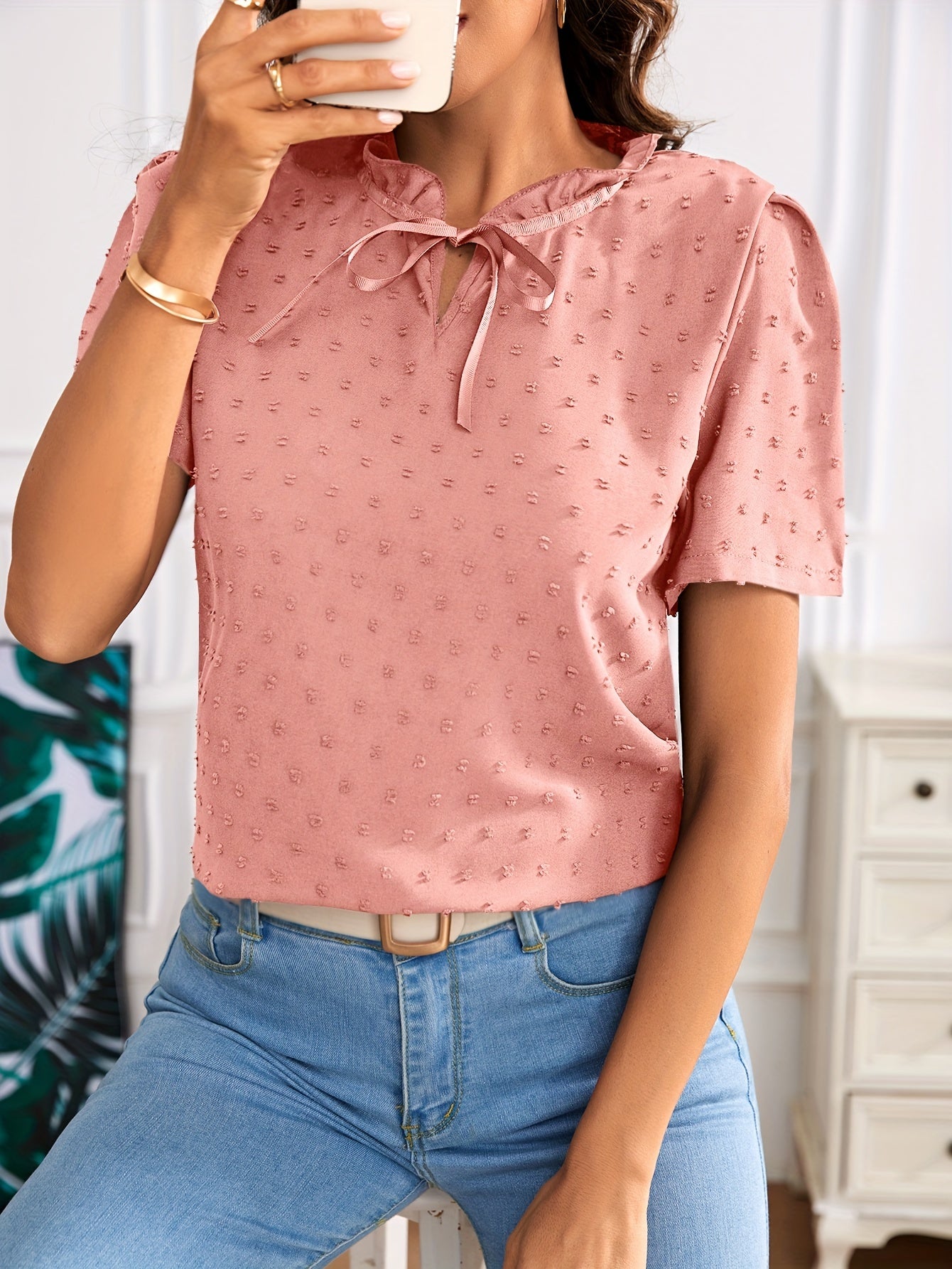 Fina | Blusa blu scuro con colletto in pizzo