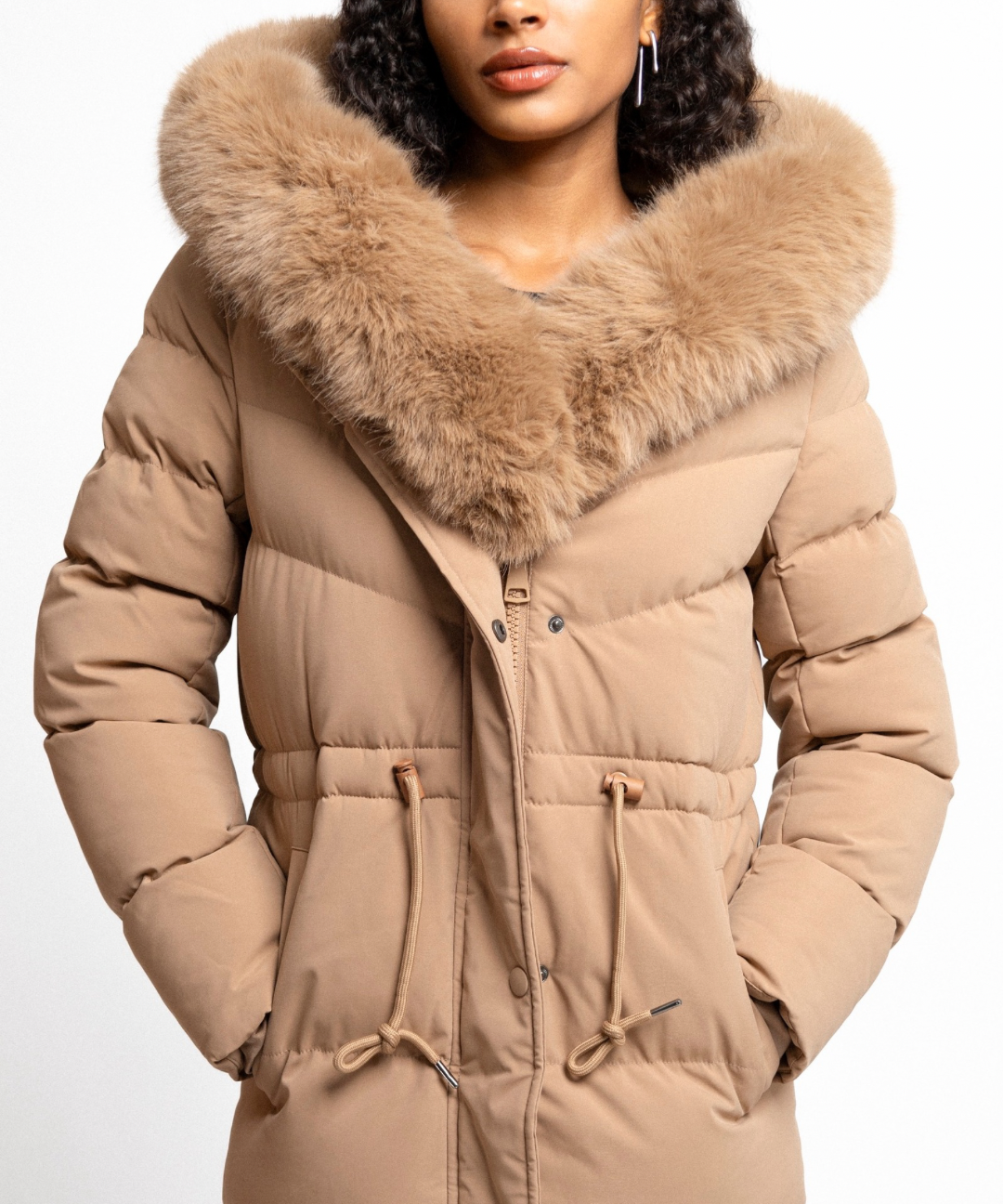 Cappotto invernale per donne | Giacca lunga trapuntata | Foderato caldo | Cappuccio con pelliccia sintetica