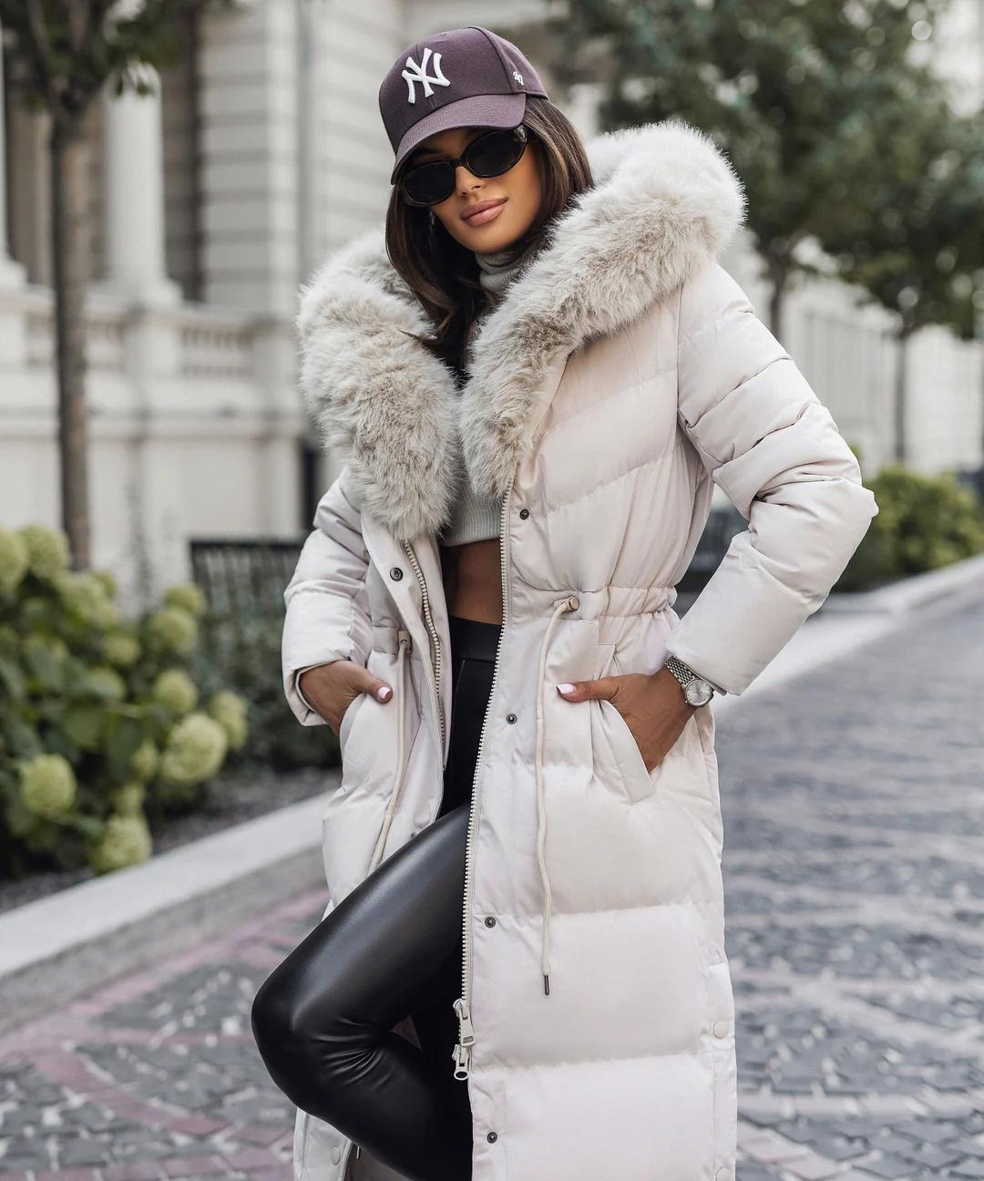 Cappotto invernale per donne | Giacca lunga trapuntata | Foderato caldo | Cappuccio con pelliccia sintetica