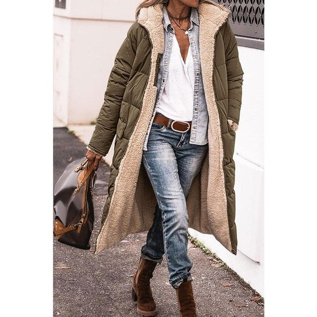 Camila | Cappotto lungo in sherpa reversibile con cappuccio