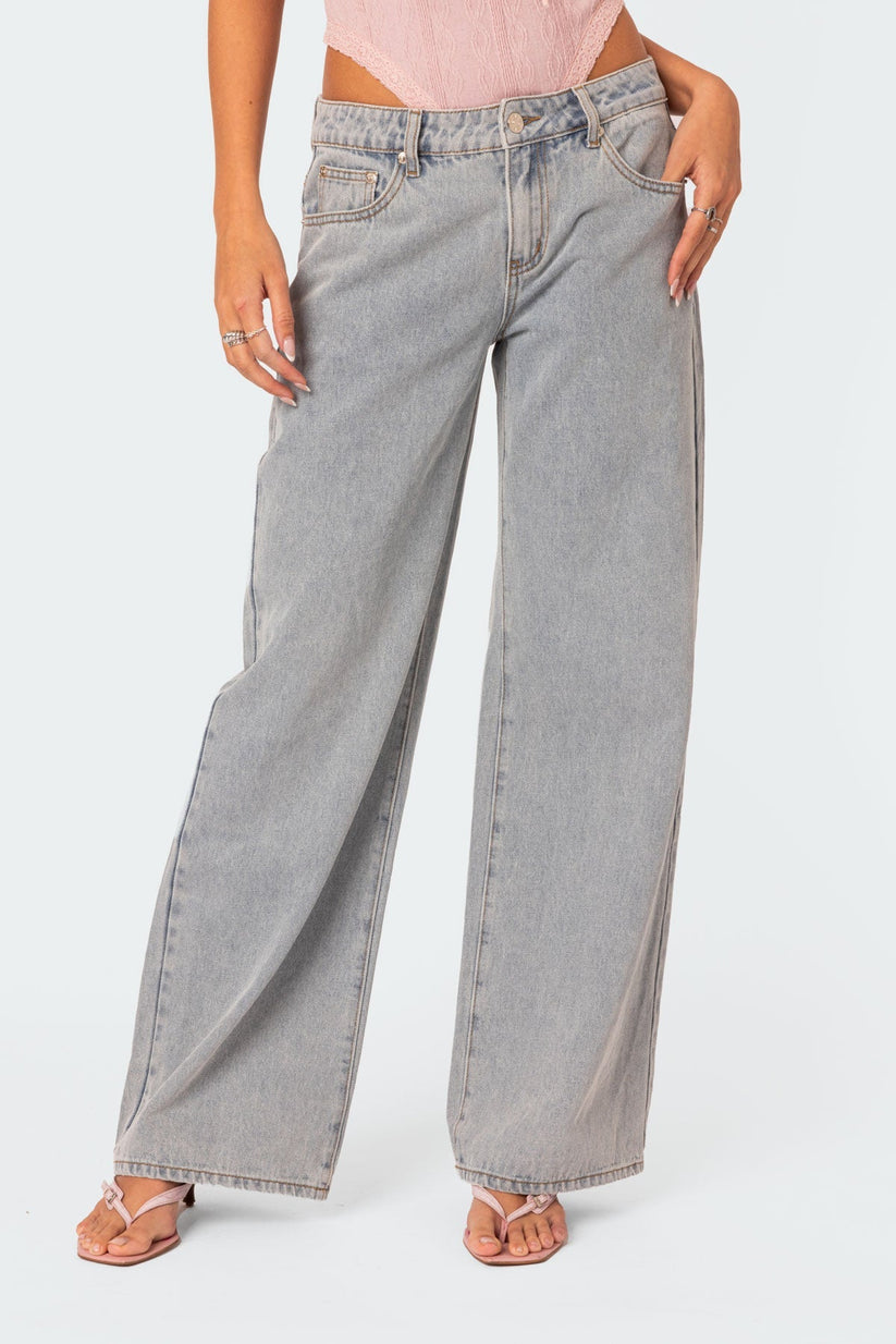 Gilda - Jeans alla moda con papillon [Ultimo giorno di sconto]