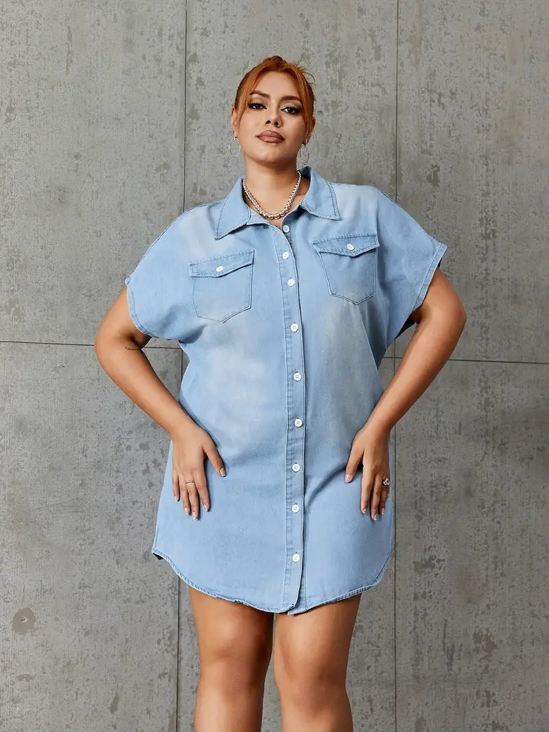 Noor - Abito in denim a maniche corte con revers e tasche a pattina