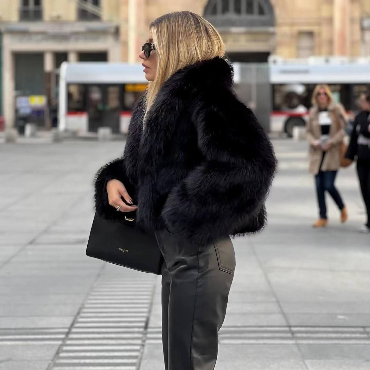 Giacca invernale donna | Design elegante | Aspetto in pelliccia sintetica morbida
