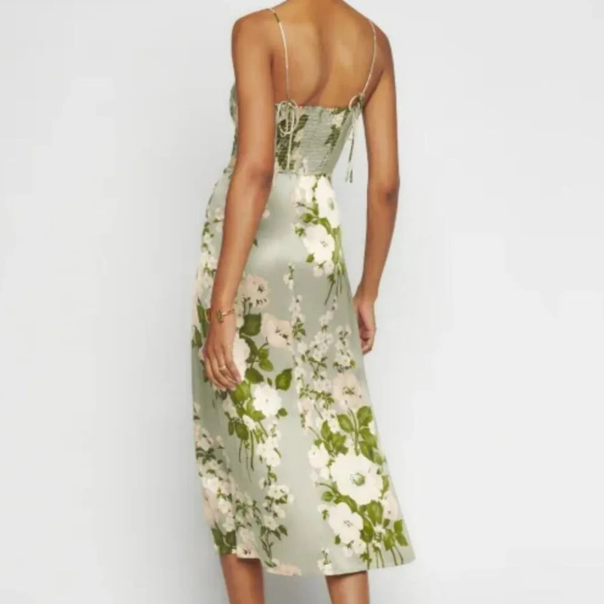 Emily | Stupendo vestito estivo verde con fiori