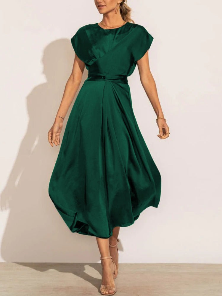Quinlan  |  Elegante Abito Midi in Satin