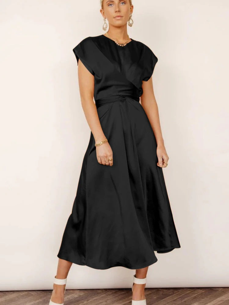 Quinlan  |  Elegante Abito Midi in Satin