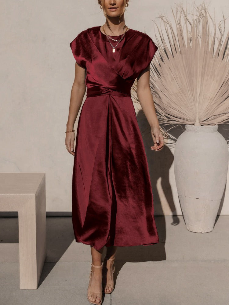 Quinlan  |  Elegante Abito Midi in Satin