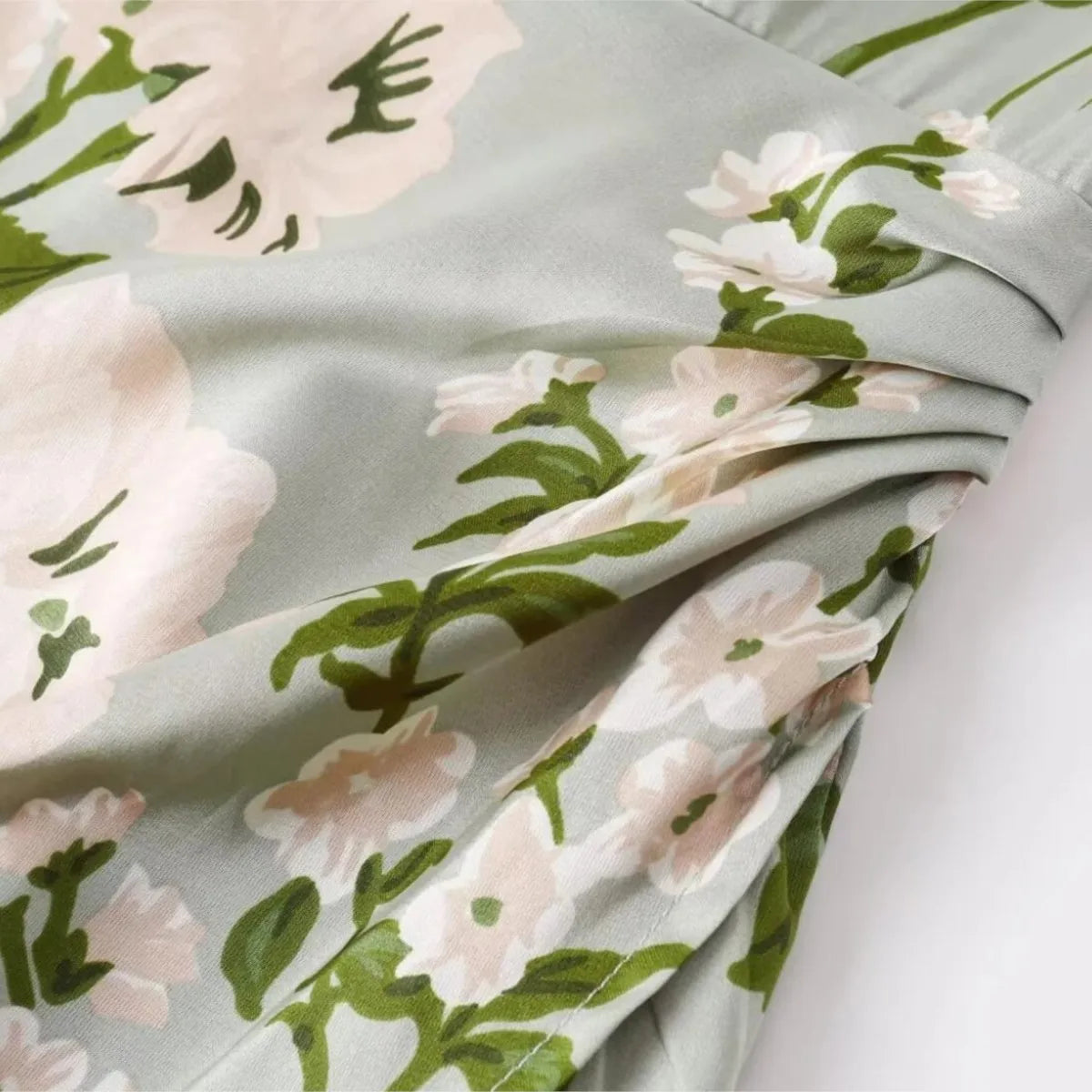 Emily | Stupendo vestito estivo verde con fiori