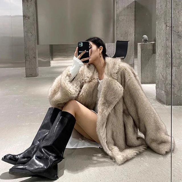 Keiira | Elegante cappotto in pelliccia sintetica da donna con nobiltà senza tempo