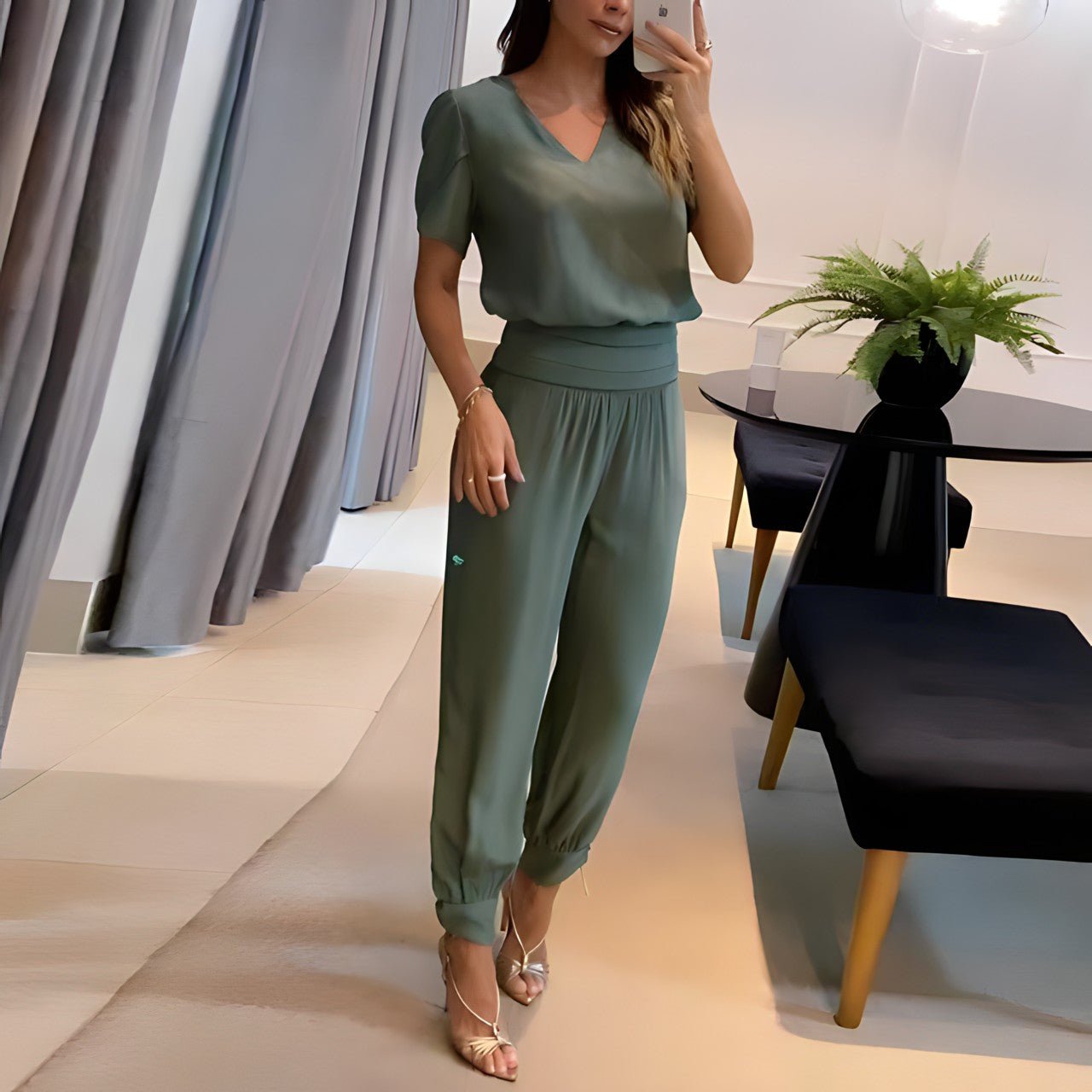 Alexandra - Set alla moda con blusa e pantaloni