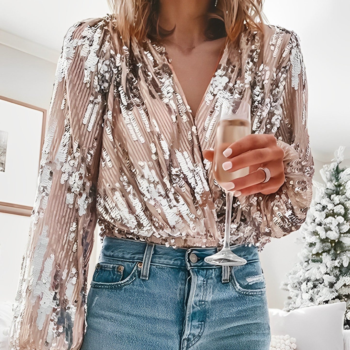 Sylvana | Blusa con scollo a V e pieghe in paillettes